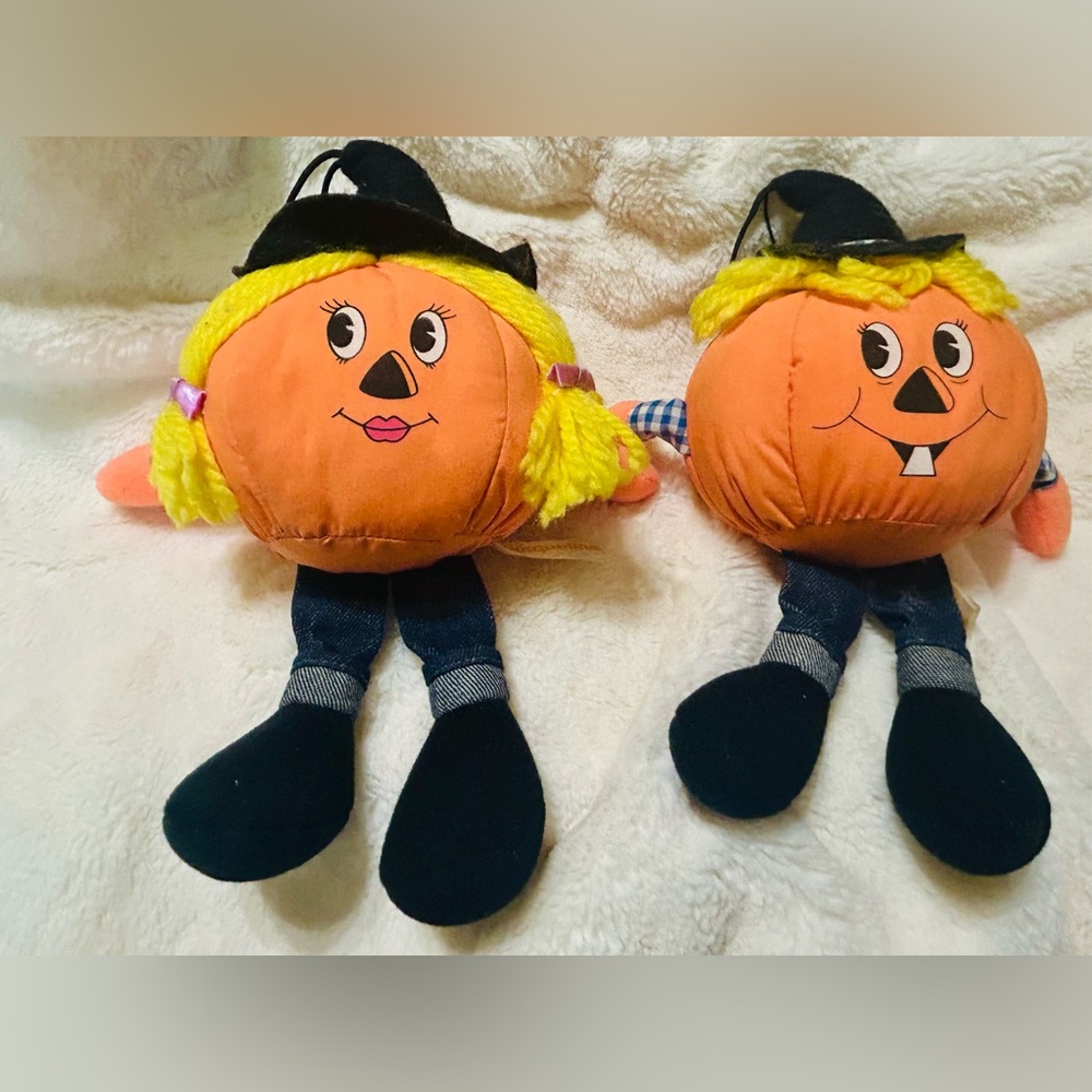 Vintage Russ Pumpkin Plush Pair— 80/90s Nostalgia